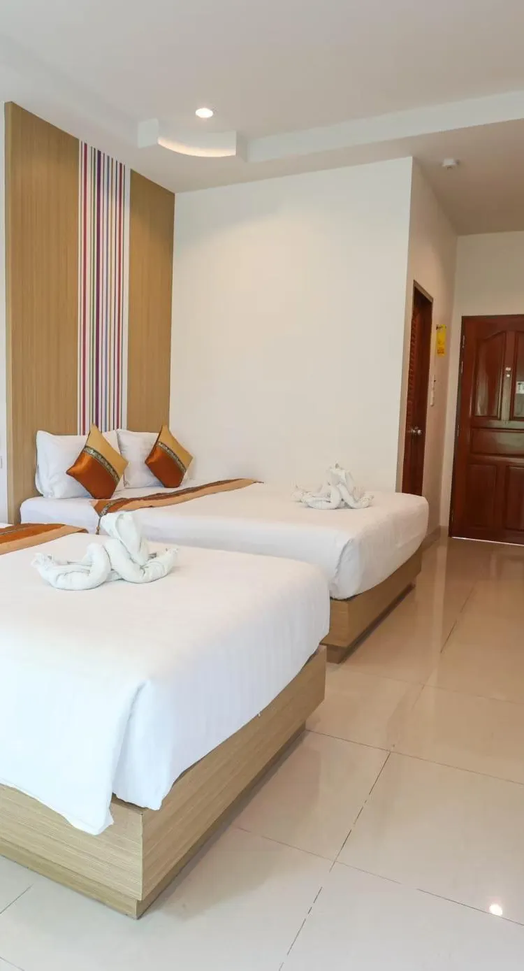 ห้องดีลักซ์ สำหรับสามท่าน