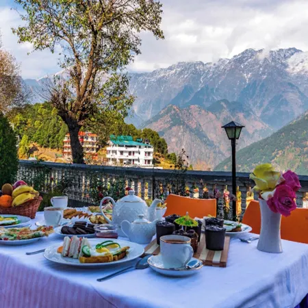 La Riqueza Koala Inn Mcleod Ganj - Mountain View Rooms with Balcony - Near to Mall Road