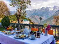 La Riqueza Koala Inn Mcleod Ganj - Mountain View Rooms with Balcony - Near to Mall Road - Desayuno