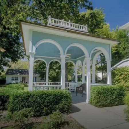 Dickey House, Carriage Suite