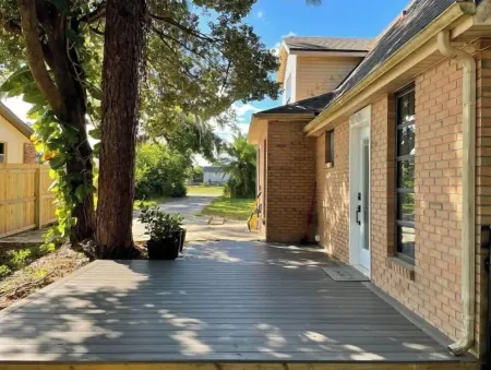 Beautiful suite with separate entrance. Отели рядом с достопримечательностью «Jasmin Park»