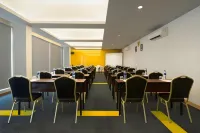 Zuri Express Banjarmasin Hotels in Banjarmasin