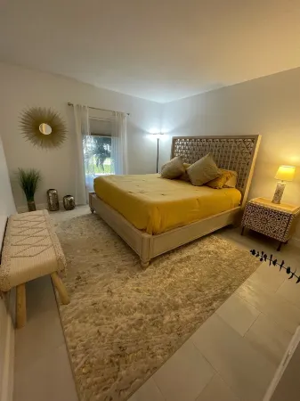 Beachfront condo Belleair  Beach