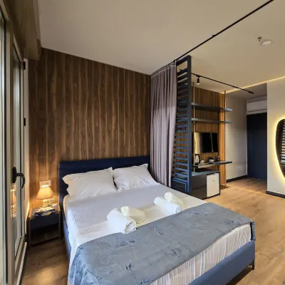 SOLs Center Rooms Hotels near National Historical Museum