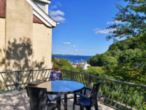 Upper Deck โรงแรมในCawsand