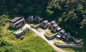 Hongcheon Stone Brown Pension