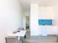Apartments Villa Lukas - ''No.5'' One-Bedroom Apartment with Balcony and Sea View - Gym