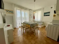 Flat 180 Metres from the Beach - Huoneistot