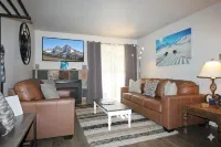 Renovated Condo steps from the Beaver Creek shuttle!