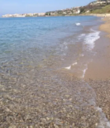 VILLA ONLY 5 METERS FROM THE DIAMOND BEACH (CS)