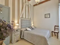 Villa in Cortona with Private Pool and Views