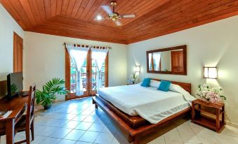 Antigua Superyacht Marina & Resort