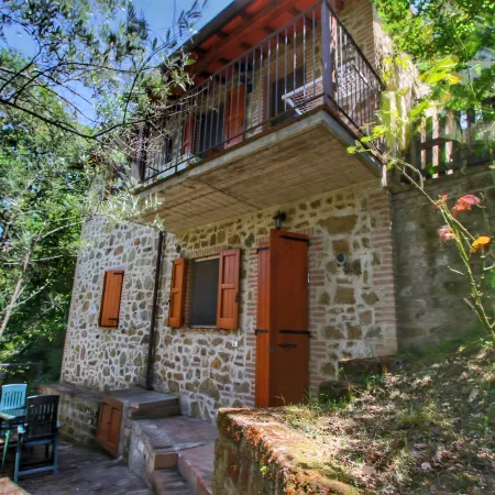 Holiday Home in Paciano near Lake Trasimeno