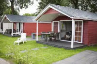 Chalet in Netherlands with Private Sauna - parking