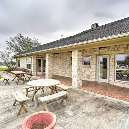 Pet-Friendly Flatonia House w/ Patio & Gazebo!