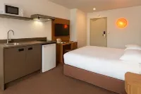 Campanile Fontainebleau Hotel a Moret-sur-Loing