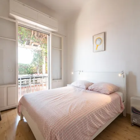 Elegant Seaside Villa in Èze