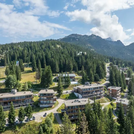 Charming Apartment on the Ski Slopes Отели в г. Шанрус