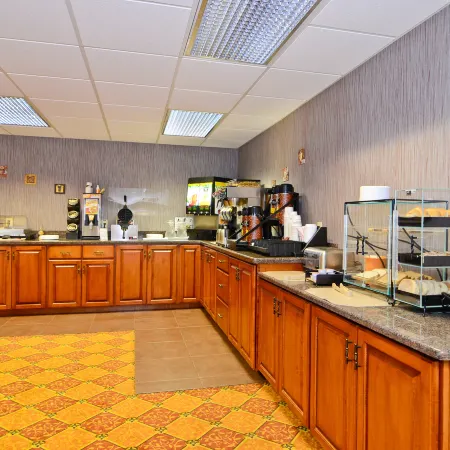 Best Western Plus Concord Inn