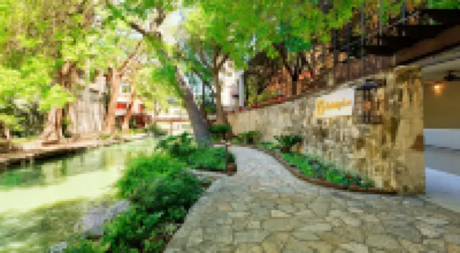 Holiday Inn SAN ANTONIO-RIVERWALK by IHG
