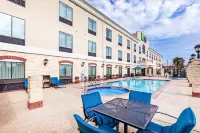 Holiday Inn Express & Suites FLORESVILLE by IHG
