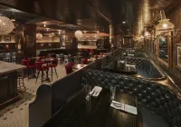 Refinery Hotel - Bintang 5