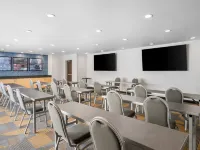希爾頓歡朋套房酒店-歐文/達拉斯沃斯堡機場北 歐文酒店