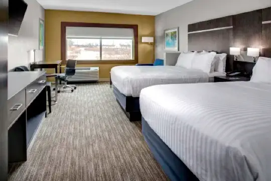 Holiday Inn Express & Suites COLDWATER by IHG
