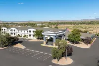 데이즈 인 바이 윈덤 치노 밸리