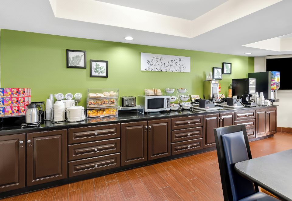 슬립 인 & 스위트 프린스턴 로비