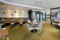 Premier Inn Leeds Headingley - جاكوزي