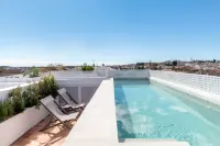 Palacio de Tavira - Rooftop Pools