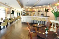 Hotel le Châtelain - breakfast