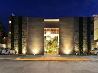 Elements Tulum Boutique Hotel Hotels near La Veleta