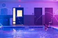 Wingate by Wyndham Altoona Downtown/Medical Center - Pools