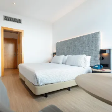 巴塞隆拿機場怡思得酒店 鄰近Delta del Llobregat的酒店