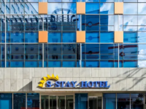 โรงแรมเอส สเตย์ โรงแรมในซูว็อน