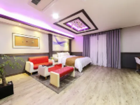 Jindo JD Self Check-in Motel โรงแรมในจินโด-กุน