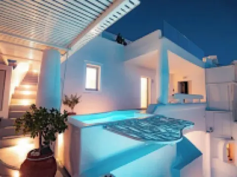Trieris Villa & Suites Hotels in Fira