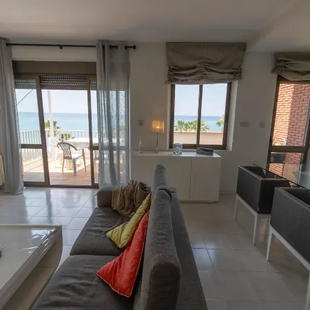 Beachfront vacation apartment – Almuñécar