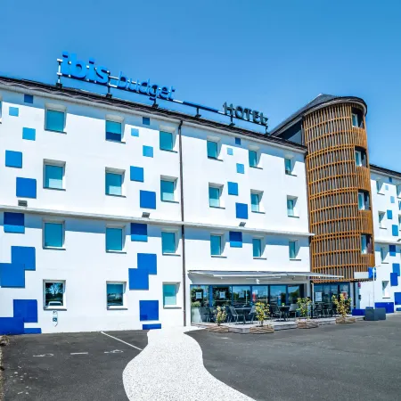 Ibis Budget la Roche-Sur-Yon โรงแรมในวองเด