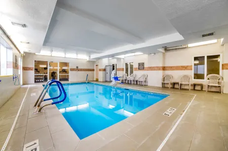 Comfort Inn Elko Отели рядом с достопримечательностью «Колледж Грэйт Бейсин»