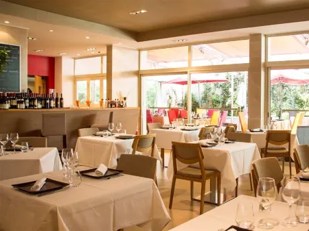 Hôtel Montaigne & Spa