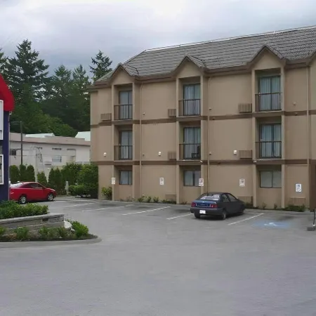 Canadian Inn