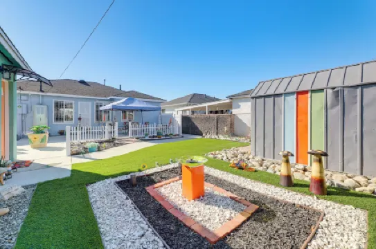 Stylish Home Near Sofi Stadium, LAX & Long Beach