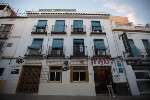 Arc House Ribera - Homestays
