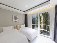 Ulsan Yeongnam Alps the Bamboo Hotel Отели рядом с достопримечательностью «Аметистовый пещерный комплекс Часучжон»