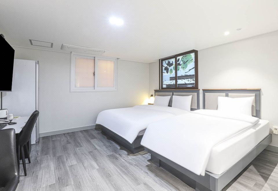 칠곡 왜관 더블유(W)