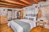 Petrino Eco Village