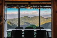 Wild Rose Samobor: Tranquil Holiday Home – Relax, Recharge, Enjoy Nature! Hotels in Grad Samobor